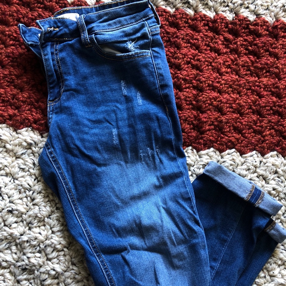 Carly Jean LA Cropped Boyfriend Jeans Size 1